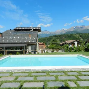 La Corte With Amazing Pool And Garden , Colico Italien